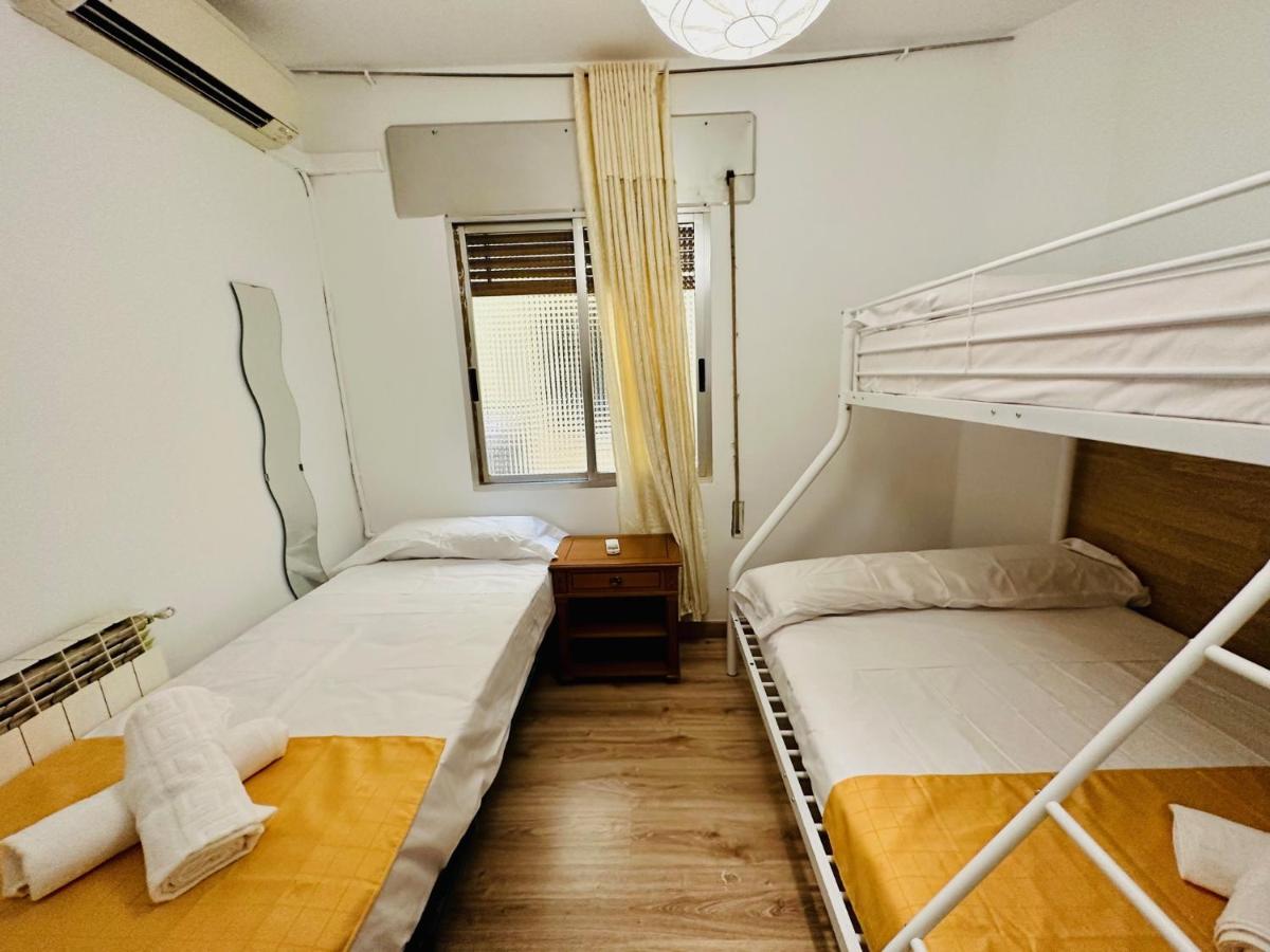 Punta Me Rooms Near The Gran Via Madryt Zewnętrze zdjęcie