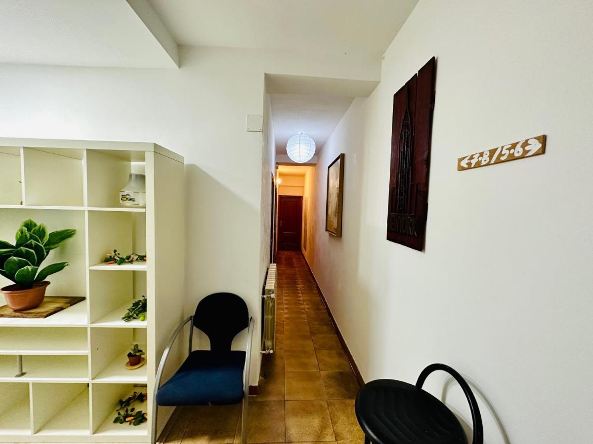 Punta Me Rooms Near The Gran Via Madryt Zewnętrze zdjęcie